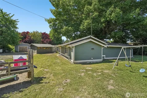 7214 River Road E Puyallup WA 98371