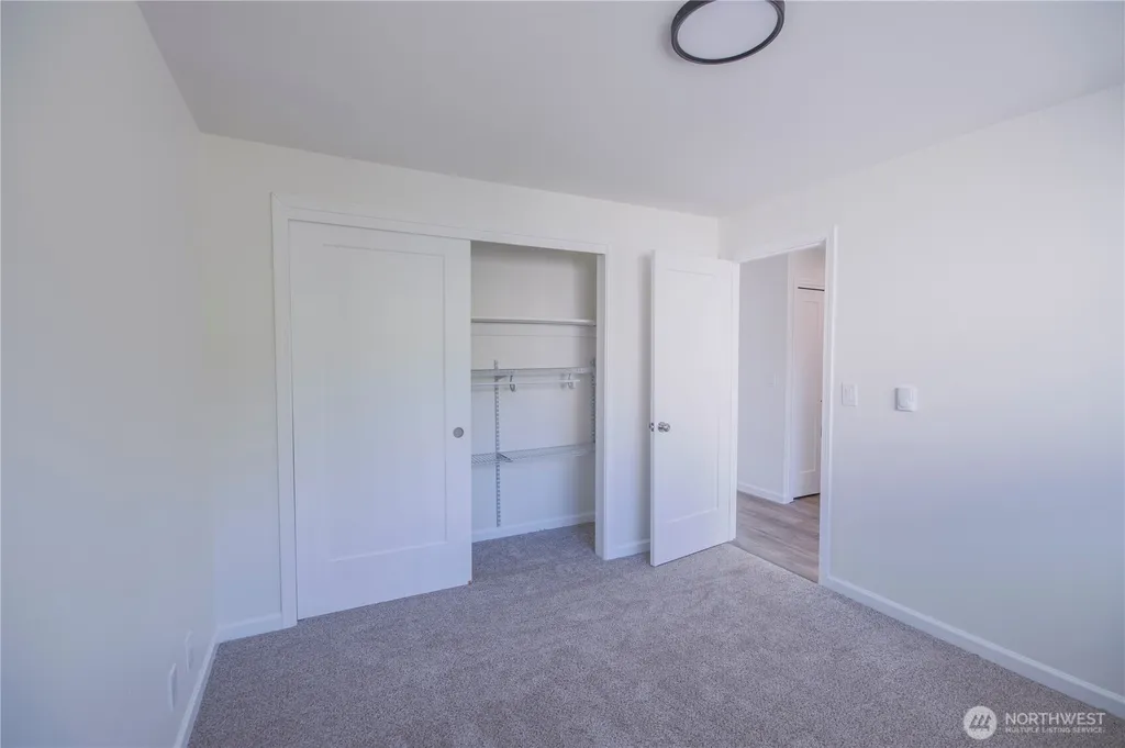 9911 NE 119th Court Kirkland WA 98034