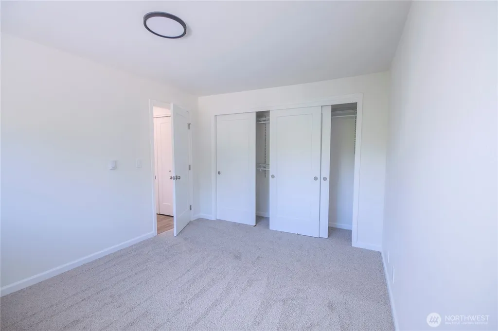 9911 NE 119th Court Kirkland WA 98034