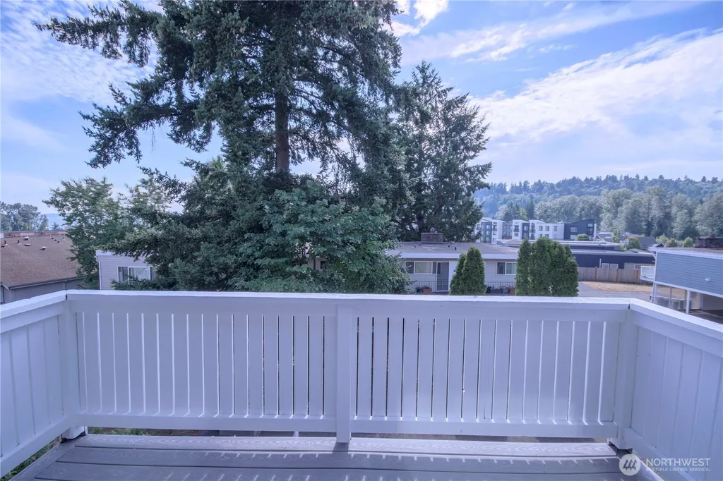 9911 NE 119th Court Kirkland WA 98034