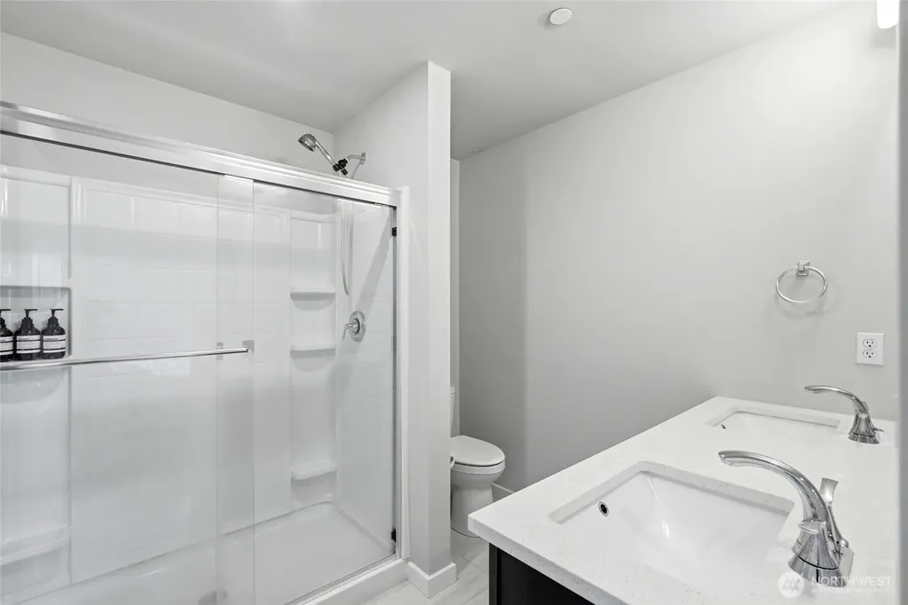 14925 44th Avenue W Lynnwood WA 98087