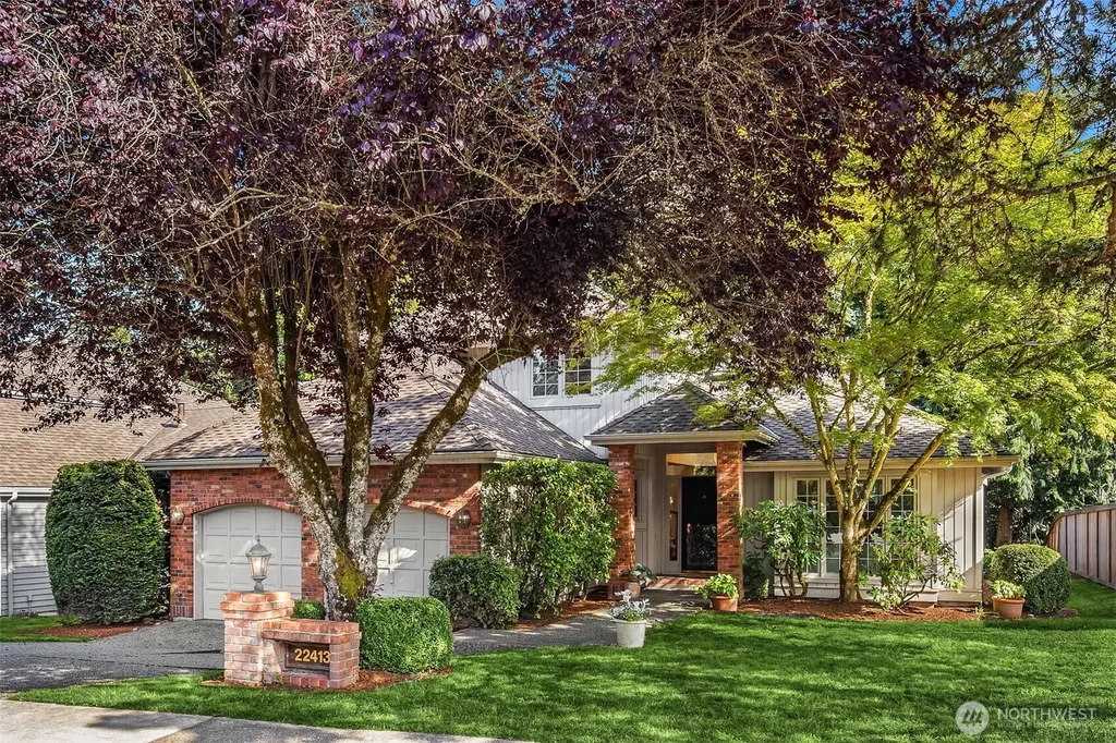 22413 NE 9th Drive Sammamish WA 98074