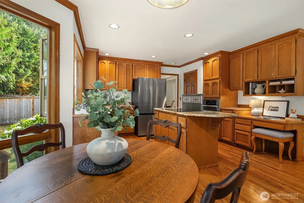 22413 NE 9th Drive Sammamish WA 98074