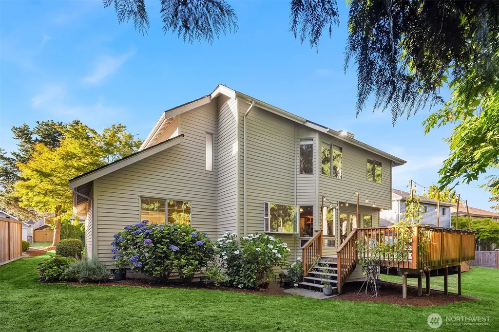 22413 NE 9th Drive Sammamish WA 98074