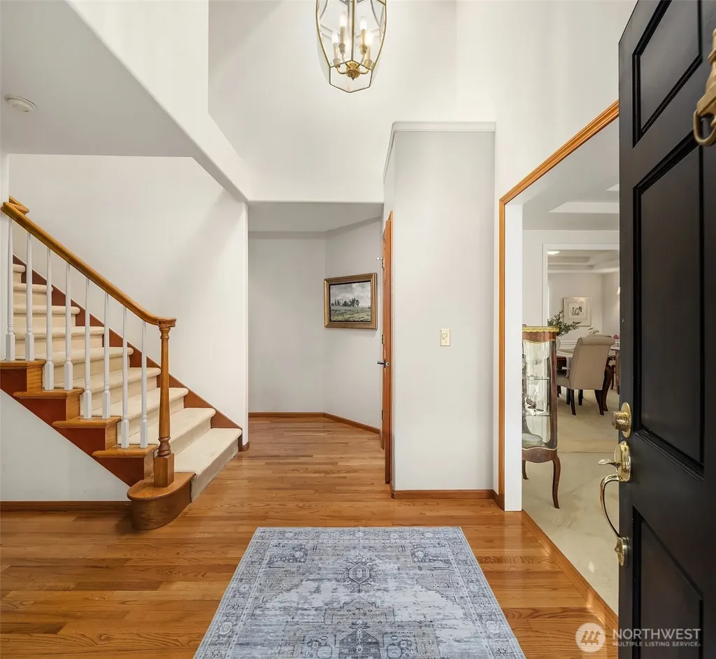 22413 NE 9th Drive Sammamish WA 98074