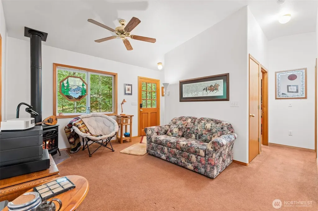 390 N Potlatch N Hoodsport WA 98548