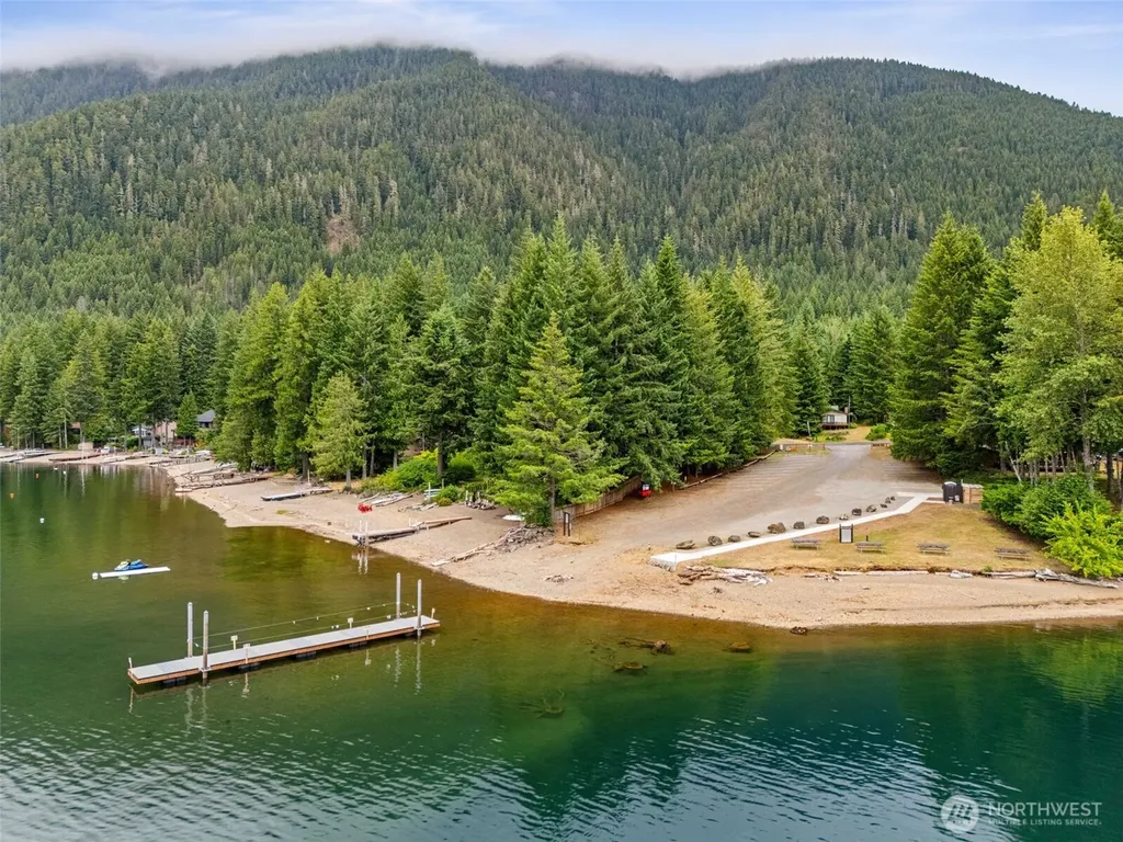 390 N Potlatch N Hoodsport WA 98548