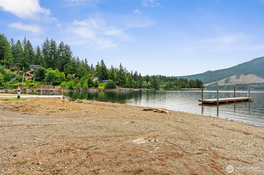 390 N Potlatch N Hoodsport WA 98548