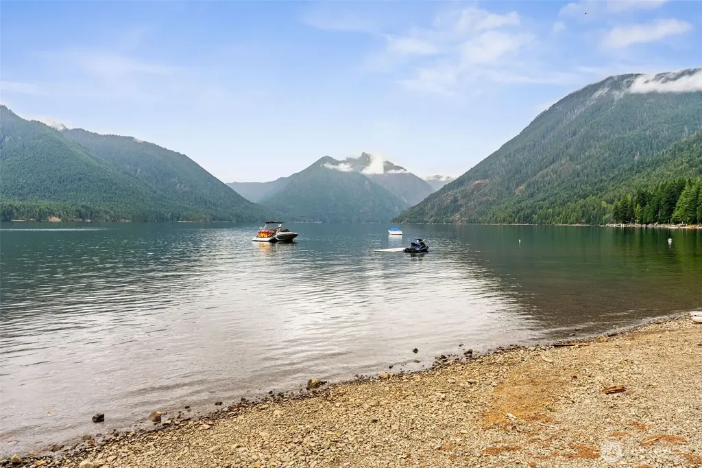 390 N Potlatch N Hoodsport WA 98548