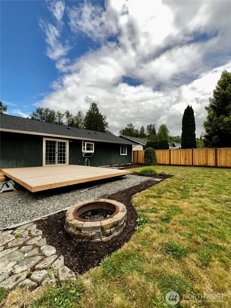 17212 120th Place NE Arlington WA 98223