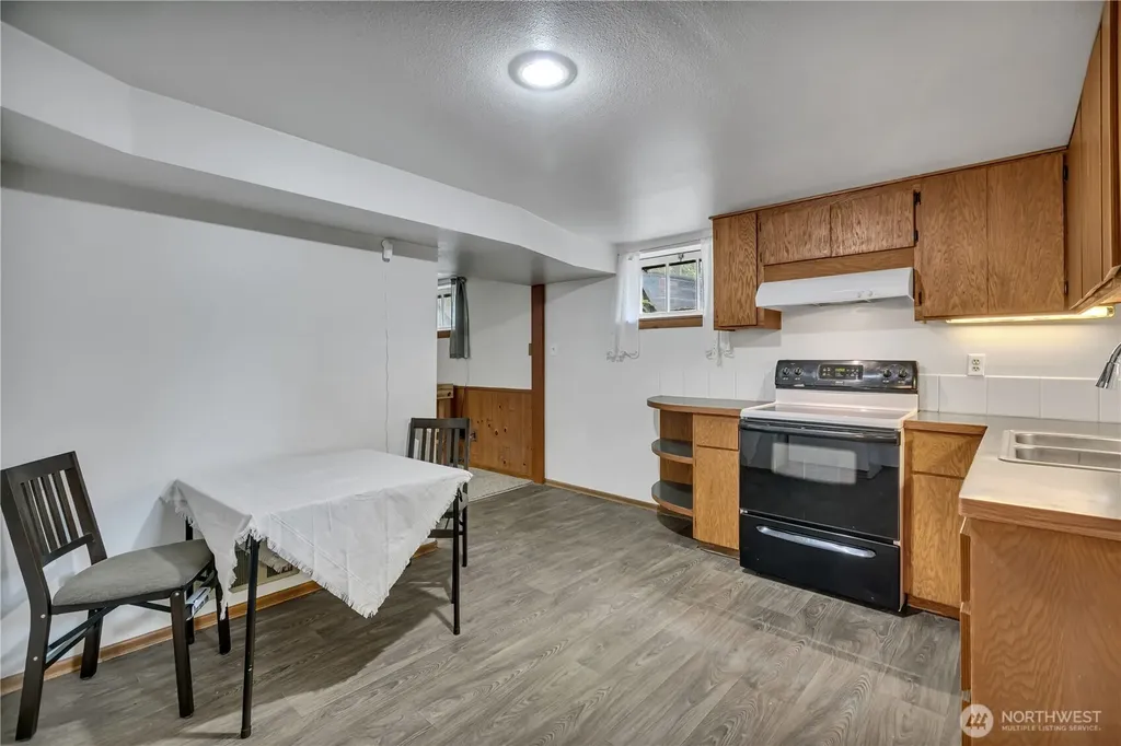 15115 74th Street E Sumner WA 98390