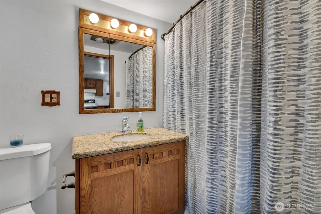 15115 74th Street E Sumner WA 98390
