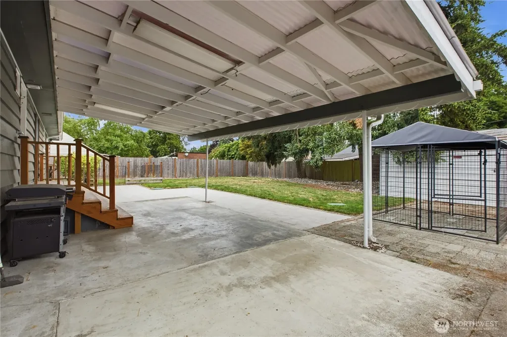 15115 74th Street E Sumner WA 98390