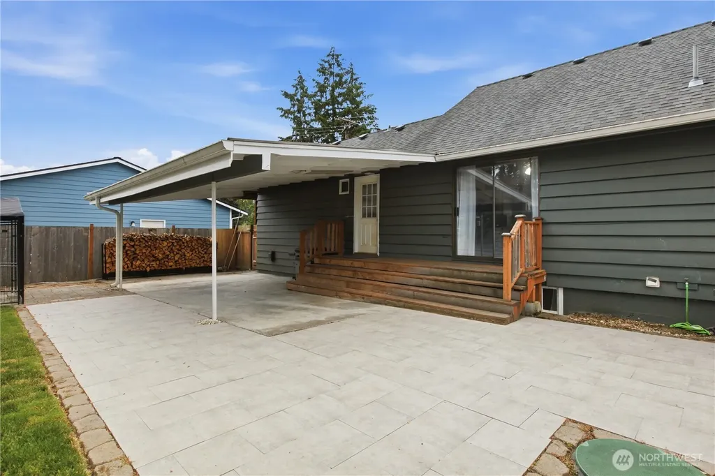 15115 74th Street E Sumner WA 98390