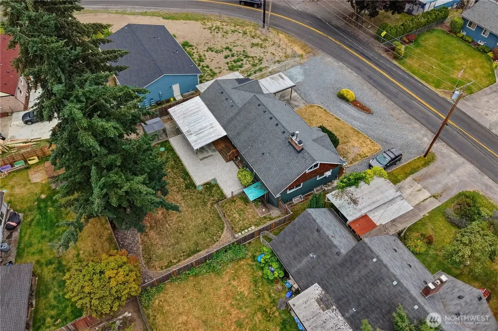 15115 74th Street E Sumner WA 98390