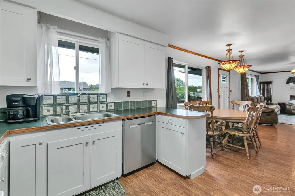 15115 74th Street E Sumner WA 98390