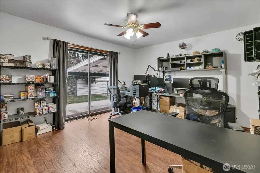 15115 74th Street E Sumner WA 98390