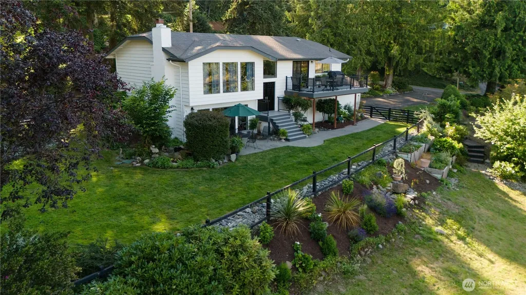4627 129th Avenue E Edgewood WA 98372