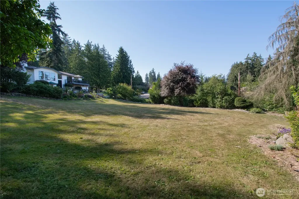 4627 129th Avenue E Edgewood WA 98372