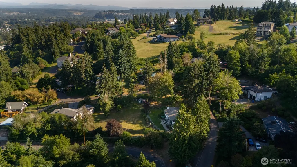 4627 129th Avenue E Edgewood WA 98372