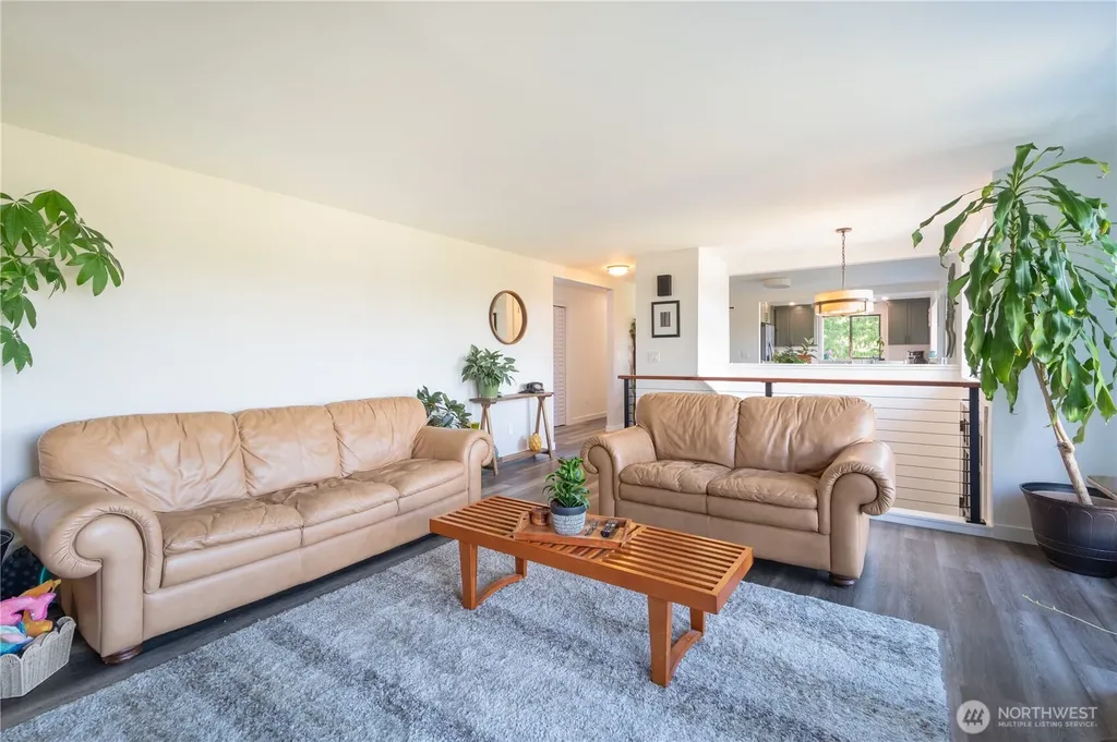 4627 129th Avenue E Edgewood WA 98372