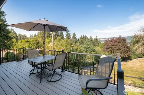 4627 129th Avenue E Edgewood WA 98372