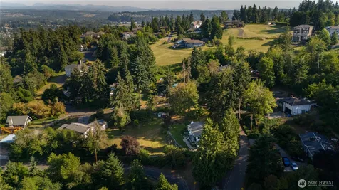 4627 129th Avenue E Edgewood WA 98372
