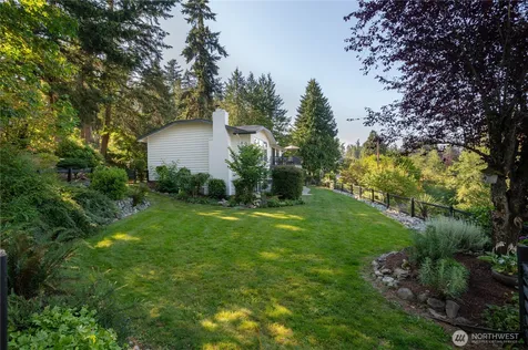 4627 129th Avenue E Edgewood WA 98372