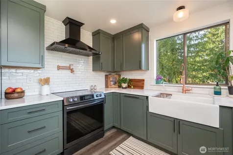4627 129th Avenue E Edgewood WA 98372