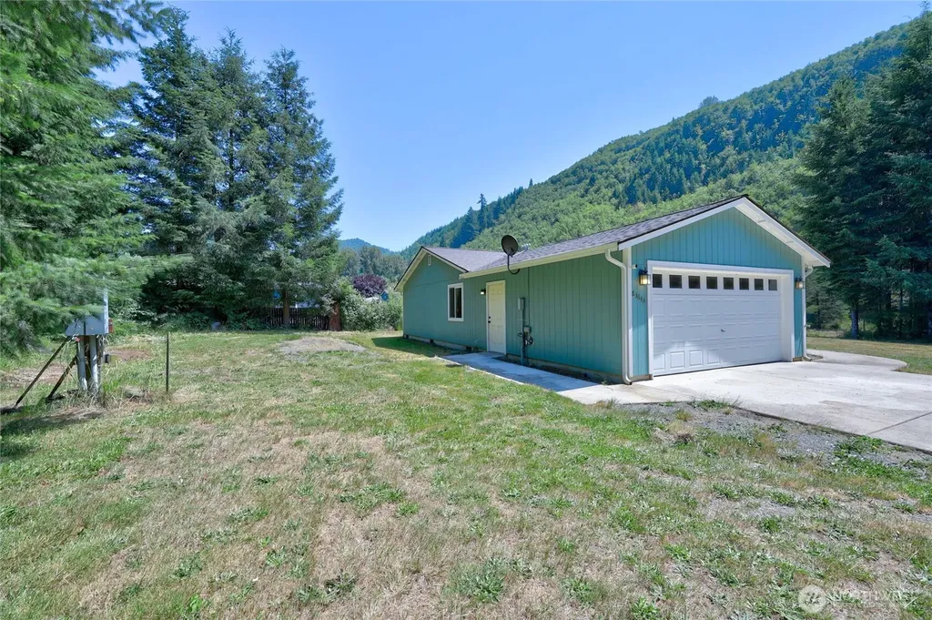 8364 Highway 12 Glenoma WA 98336