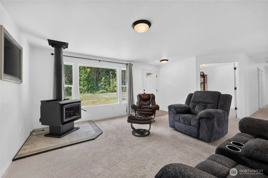 8364 Highway 12 Glenoma WA 98336