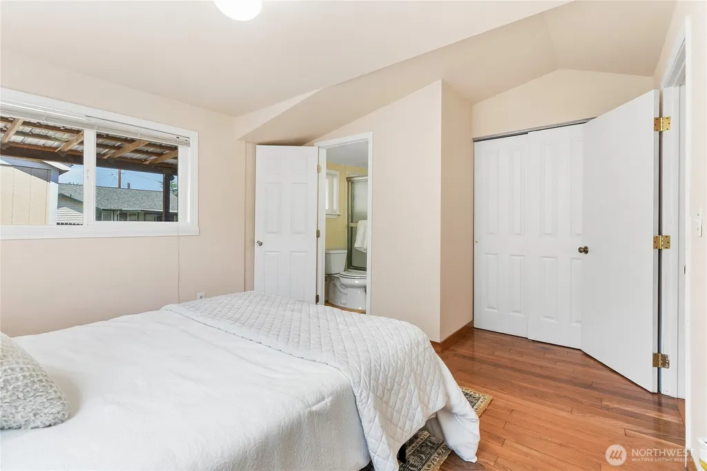 8528 S 121st Street Seattle WA 98178