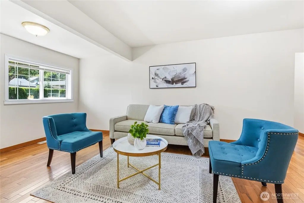 8528 S 121st Street Seattle WA 98178