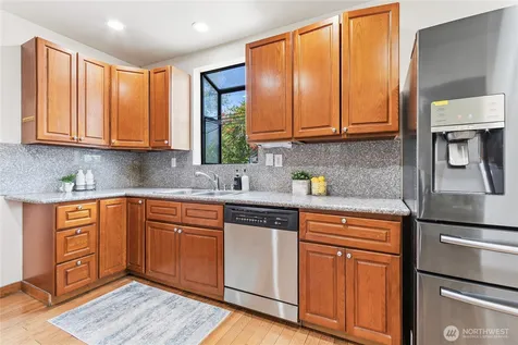 8528 S 121st Street Seattle WA 98178