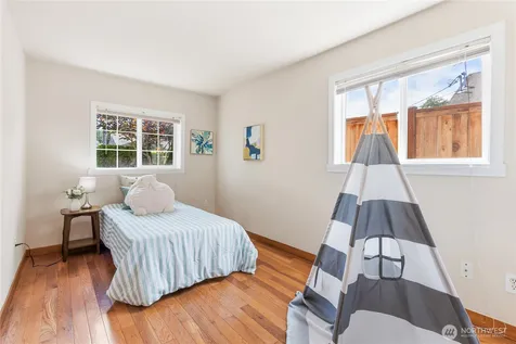 8528 S 121st Street Seattle WA 98178