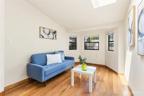 8528 S 121st Street Seattle WA 98178