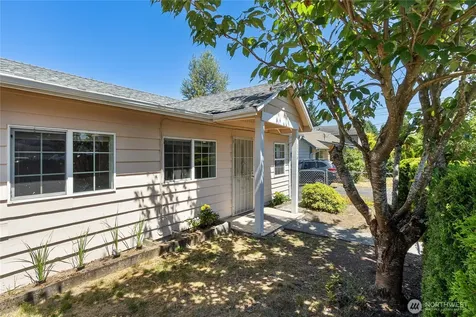 8528 S 121st Street Seattle WA 98178