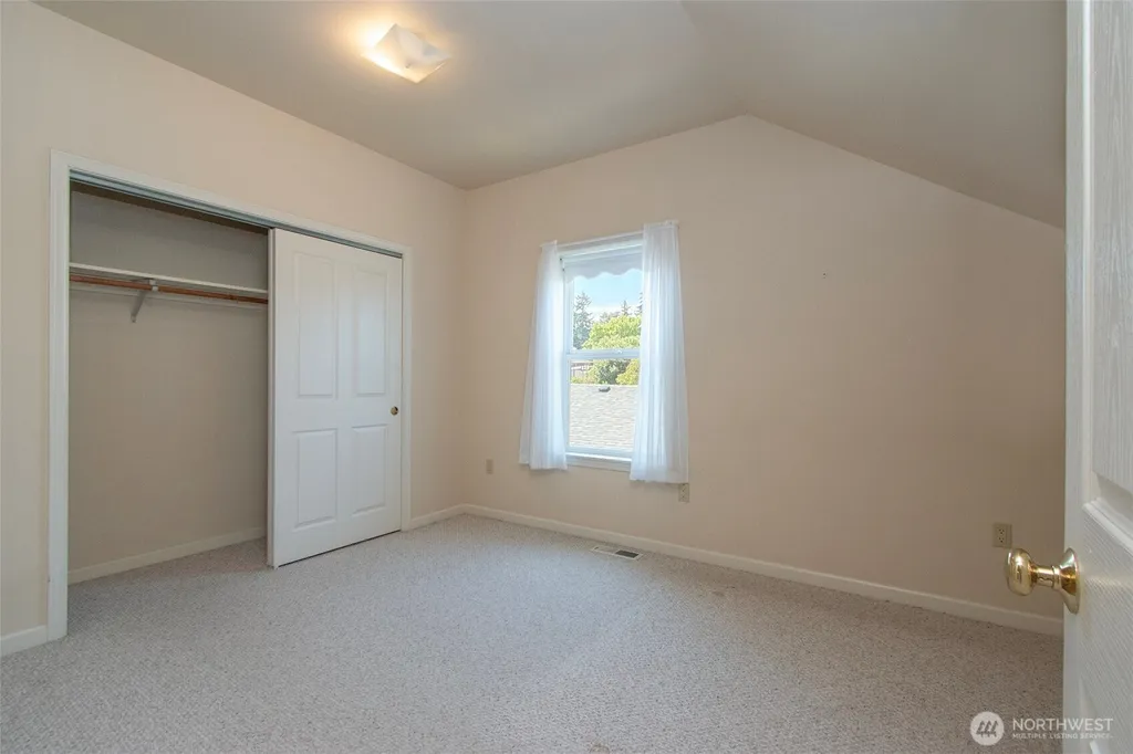 220 W 13th Street Port Angeles WA 98362