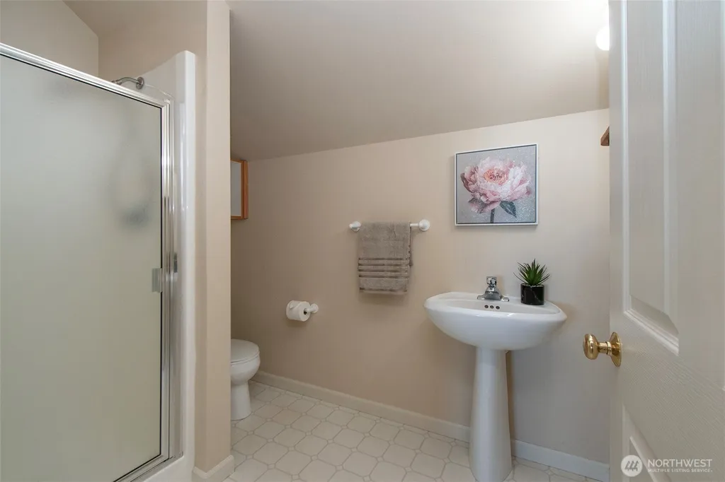 220 W 13th Street Port Angeles WA 98362