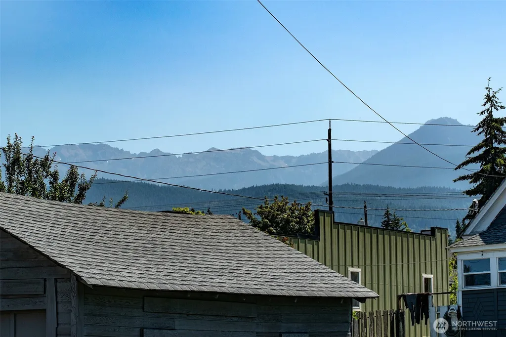 220 W 13th Street Port Angeles WA 98362