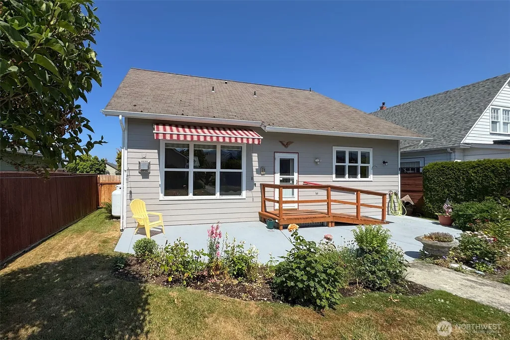 220 W 13th Street Port Angeles WA 98362