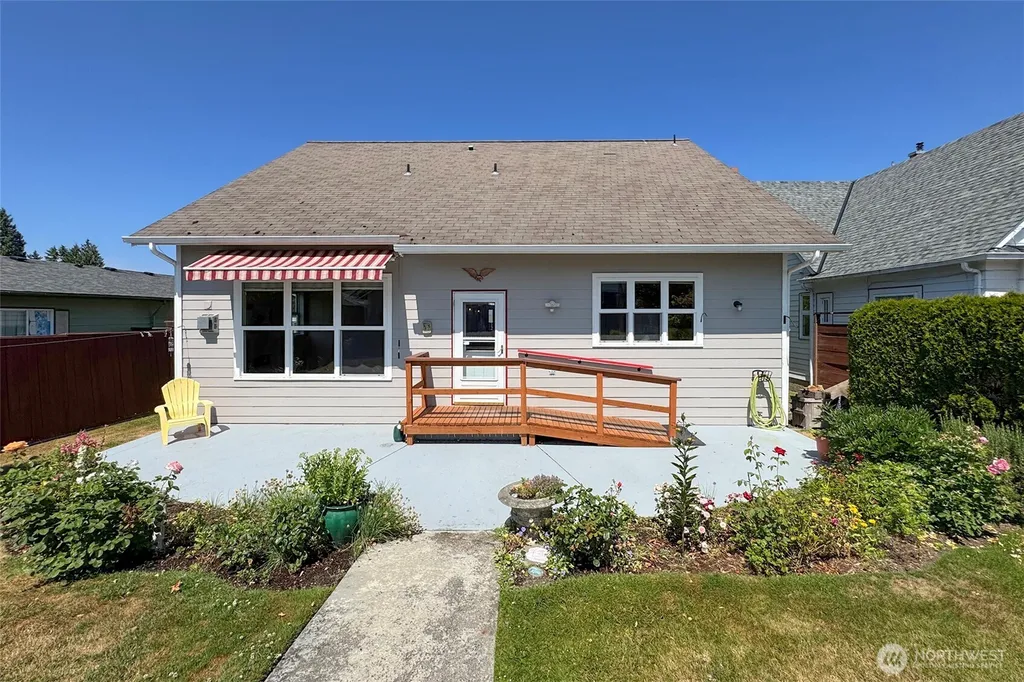 220 W 13th Street Port Angeles WA 98362