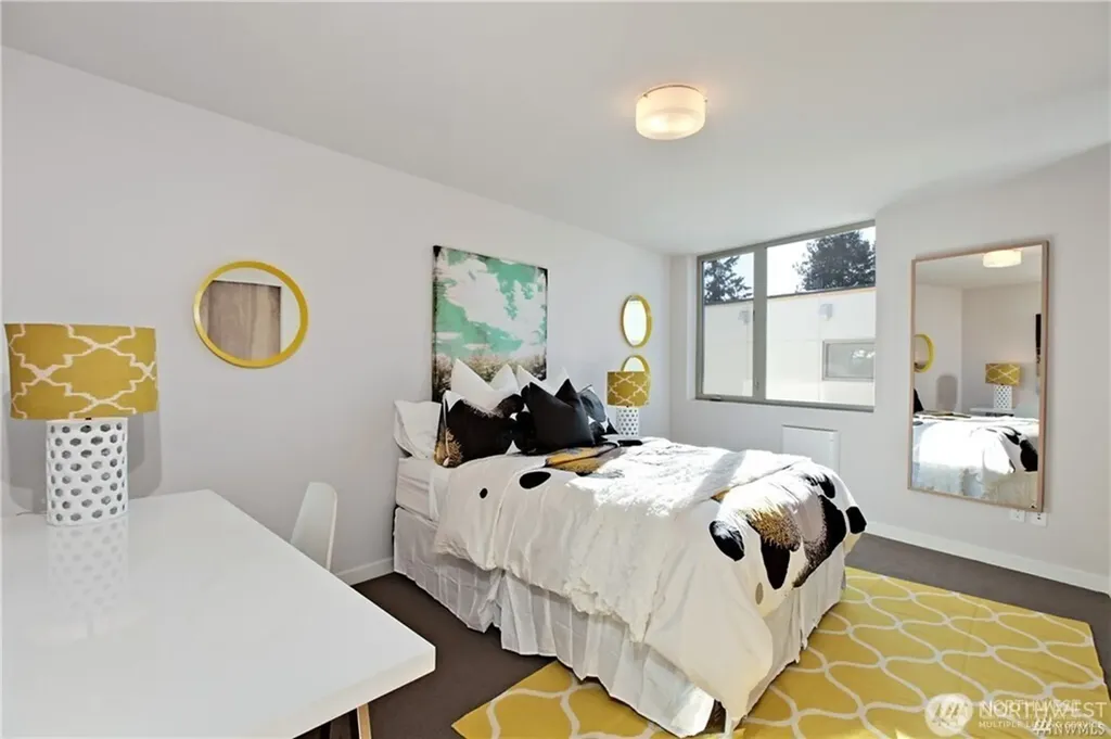 5207 S Willow Street Seattle WA 98118