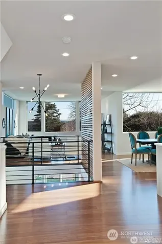 5207 S Willow Street Seattle WA 98118