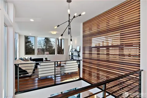 5207 S Willow Street Seattle WA 98118