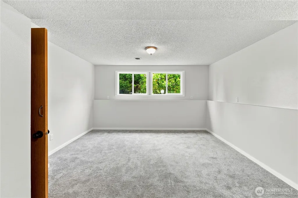 7521 S M Street Tacoma WA 98408