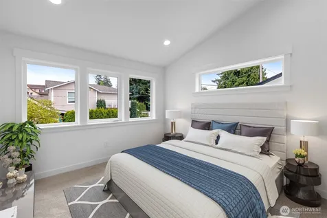 117 NW 112th Street Seattle WA 98177
