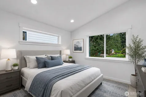 117 NW 112th Street Seattle WA 98177