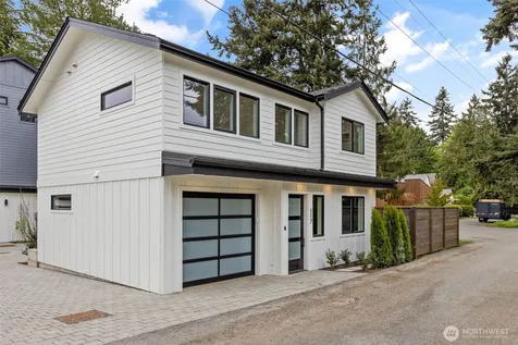 117 NW 112th Street Seattle WA 98177