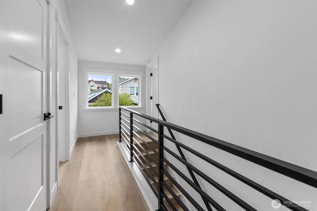 117 NW 112th Street Seattle WA 98177